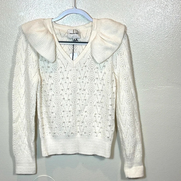 Industry Pearl Long Sleeve Ruffle Pointelle V-Neck Cable Pullover Sweater size M - Picture 1 of 8